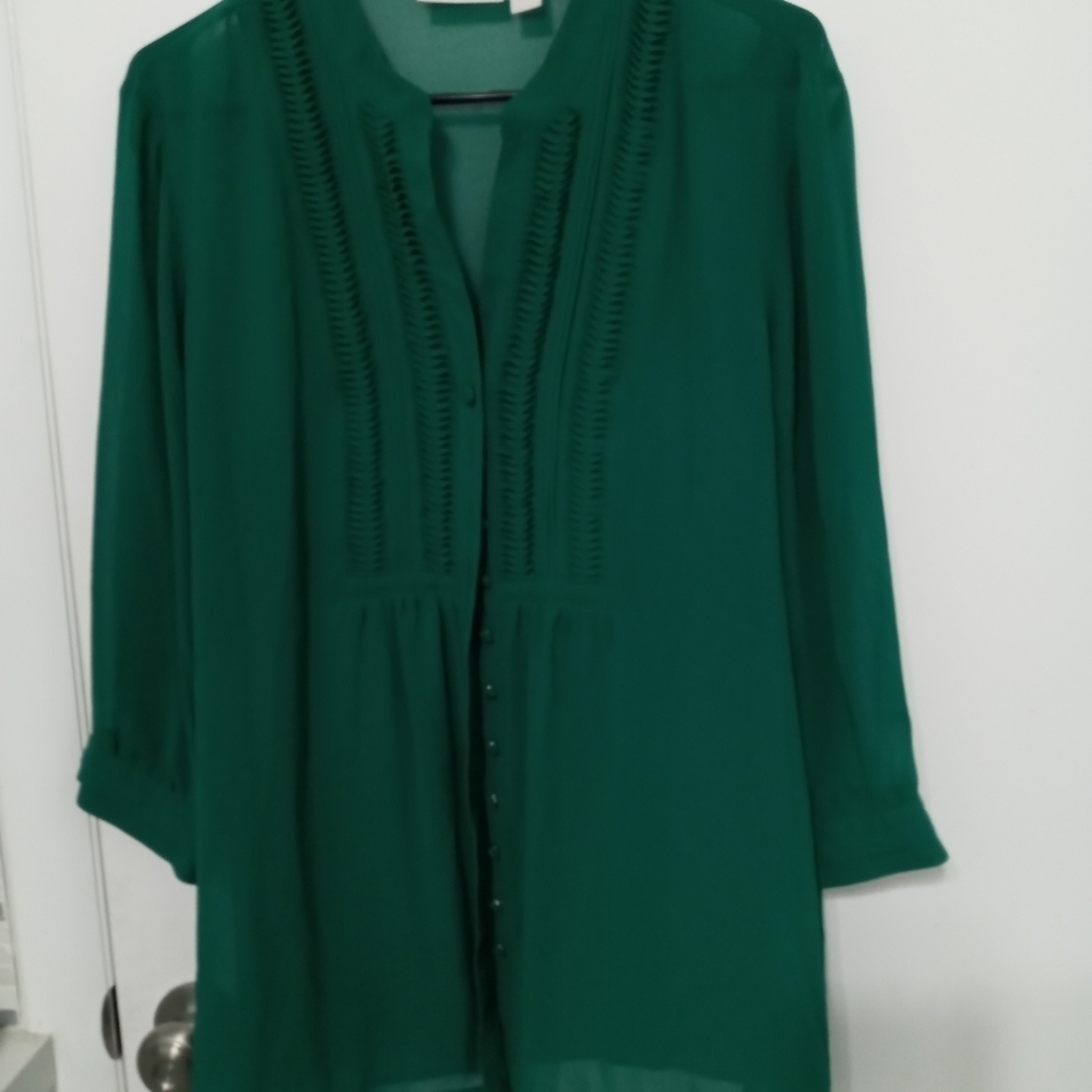 Chicos 2 erald Green Long sleeve Button Down Ruching At chest Boho Tunic blouse